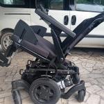 Vendesi carrozzina elettrica praticamente nuova