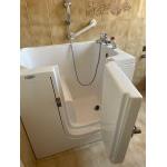 Vasca da bagno per anziani/disabili