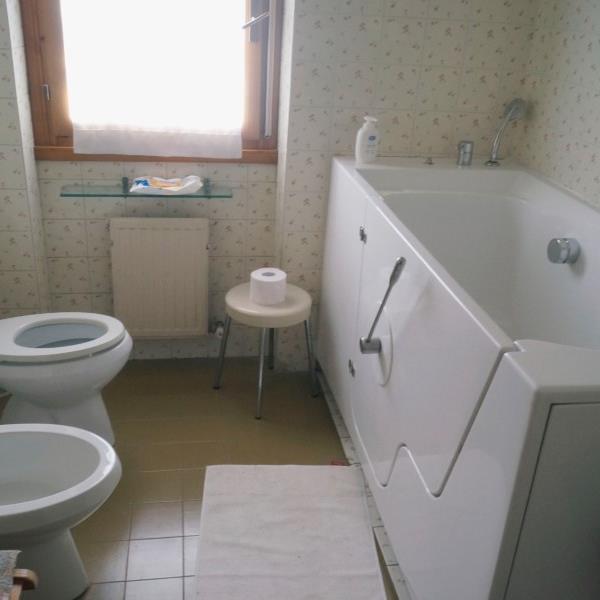 VASCA PER ANZIANI O DISABILI - OTTIMO STATO