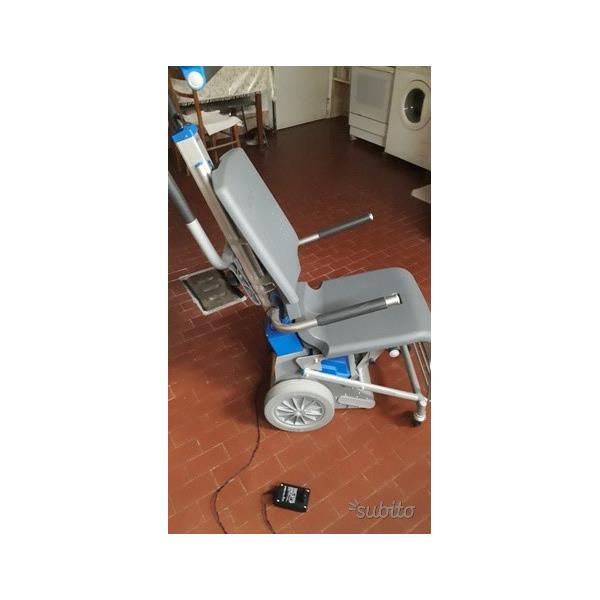 Carrozzina Montascale elettrica tipo Scoiattolo
