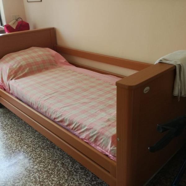 letto disabili elettrico 