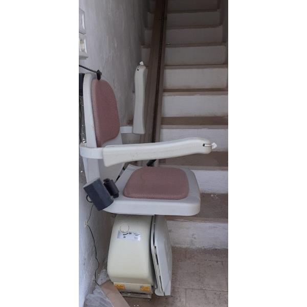 Montascale SUPERGLIDE 120 ACORN STAIRLIFTS BD18 2AX