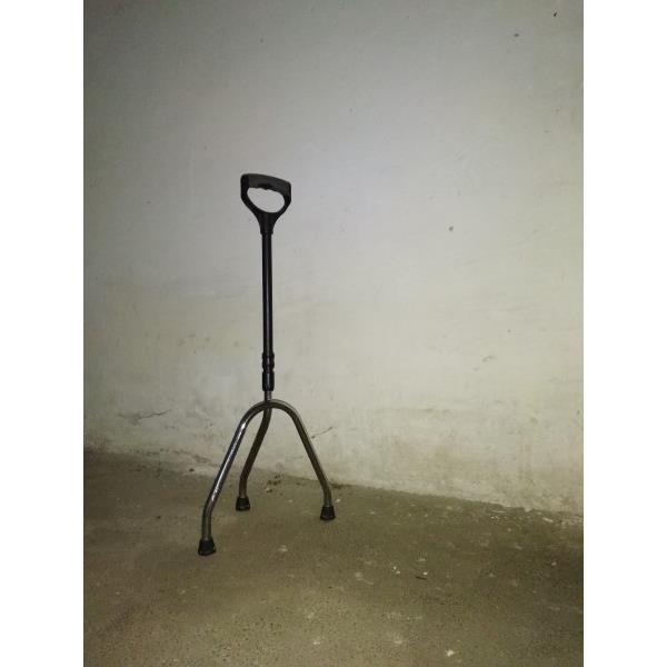 TREPPIEDI PER ANZIANI