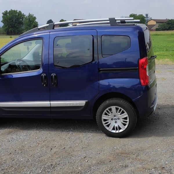 Qubo quasi nuovo allestito per trasporto disabili