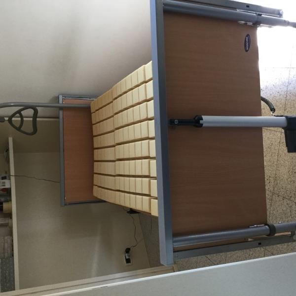 Letto degenza INVACARE 