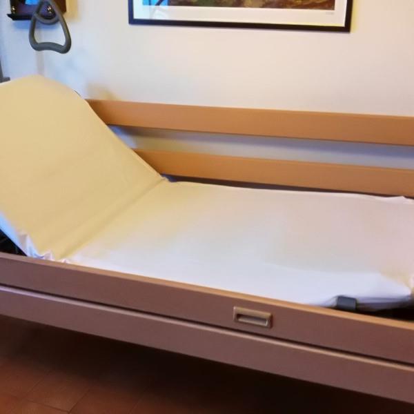 VENDO LETTO ELETTRICO PER DISABILI 