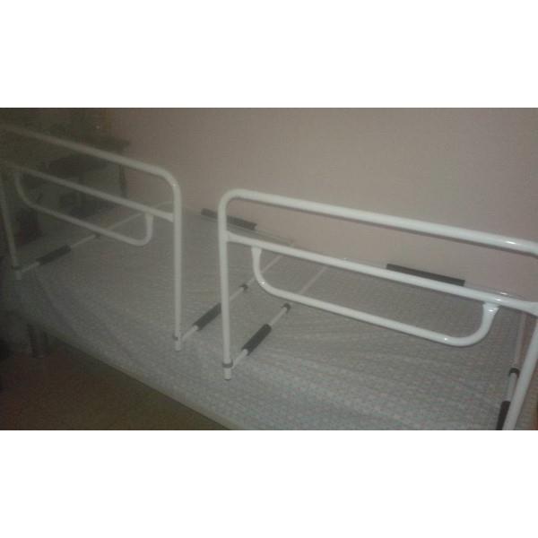 coppia di sponde per letto