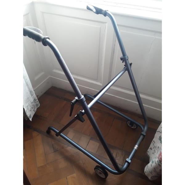 girello per deambulazione