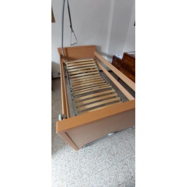 LETTO MOTORIZZATO PER ANZIANI O DISABILI