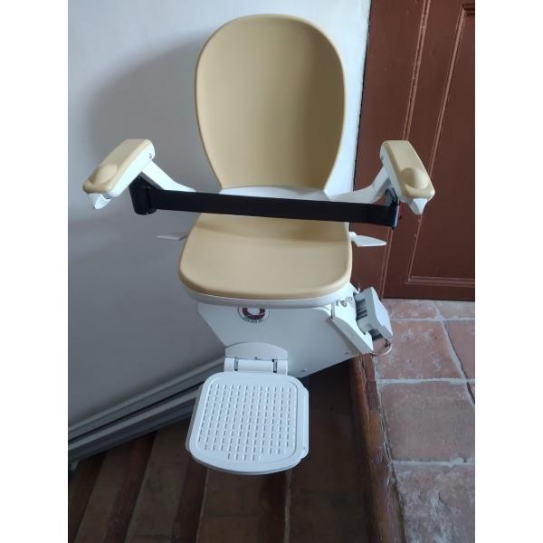 Sedia Montascale per anziani/disabili - Marca ACORN mod A130