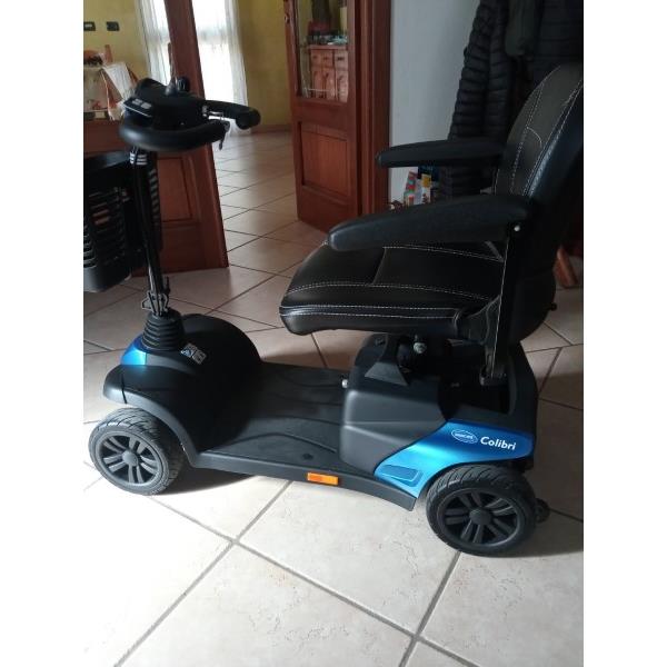Scooter elettrico anziani/disabili colibrì Invacare