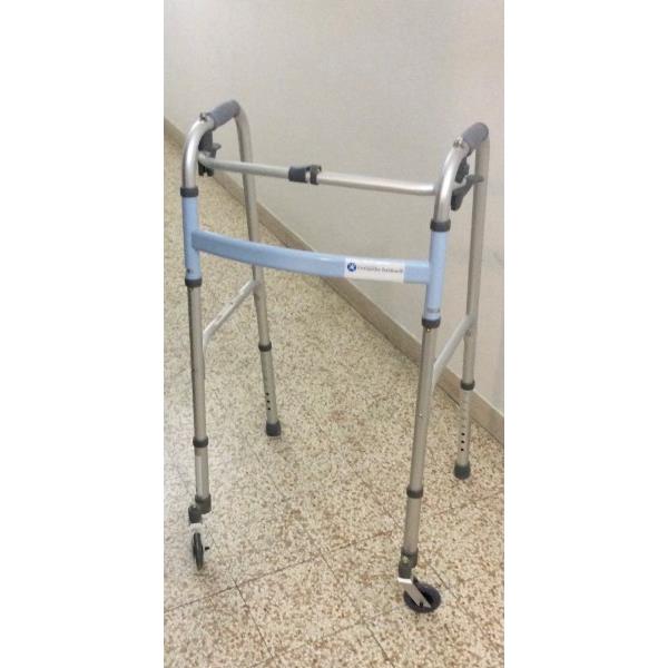 Deambulatore in alluminio
