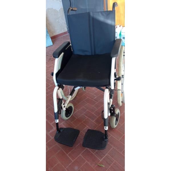 Sedia a rotelle 