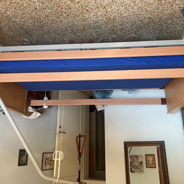 Letto singolo motorizzato
