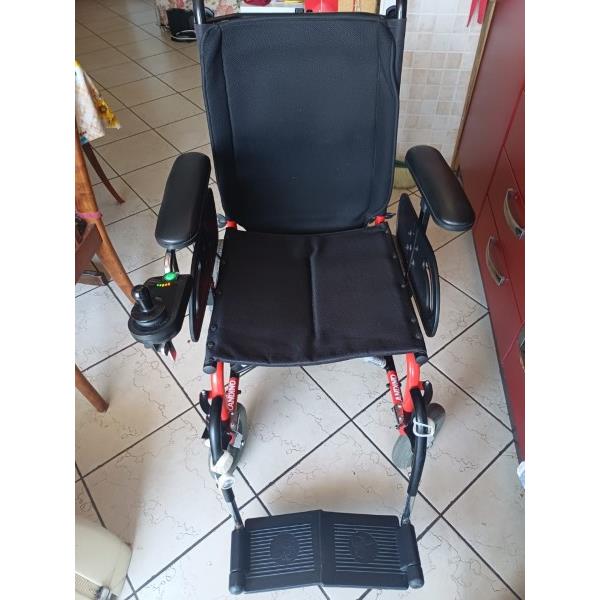 Vendo carrozzina elettrica 
