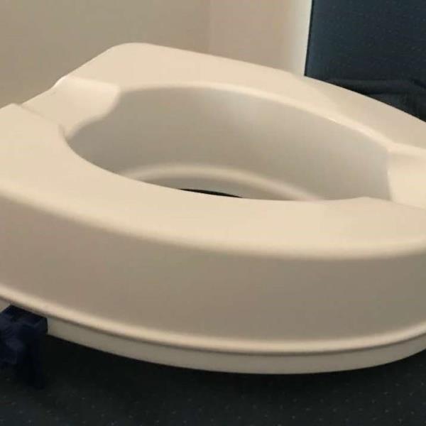RIALZO WC 